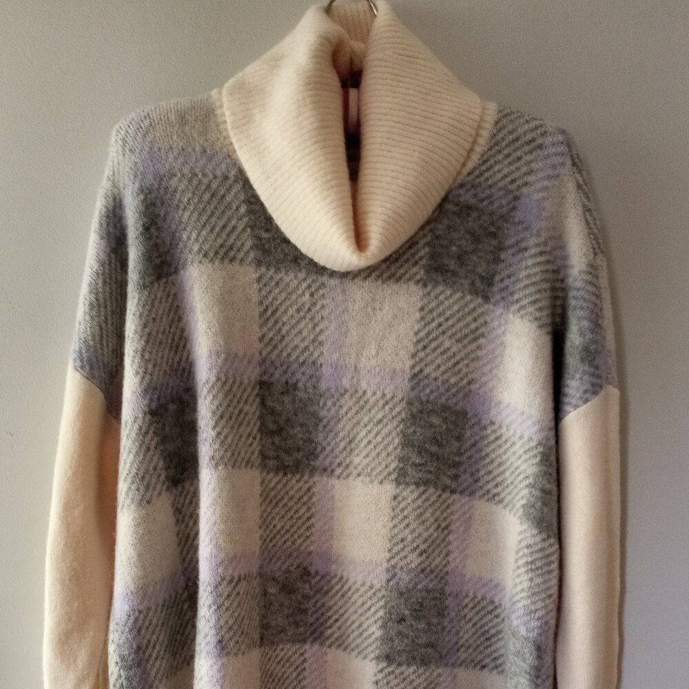 'LOFT' Cowl neck oversized Plaid Sweater Size S NWOT